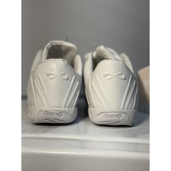 Nfinity Game Day Cheer Shoes White Size 10 NF-1009-0000 Bioniq Tumbling - Picture 2 of 11